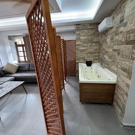 Hotel Asil *